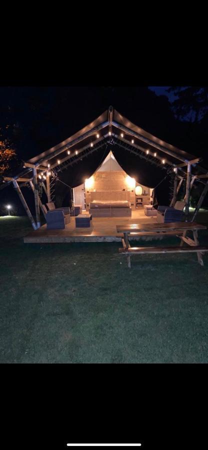 리엠스트 'T Vlyt Vakantiehuis-Wellness B&B 외부 사진